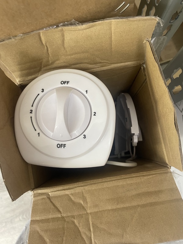 Igenix DF0029 29" White Oscillating Tower Fan - Shop Soiled 