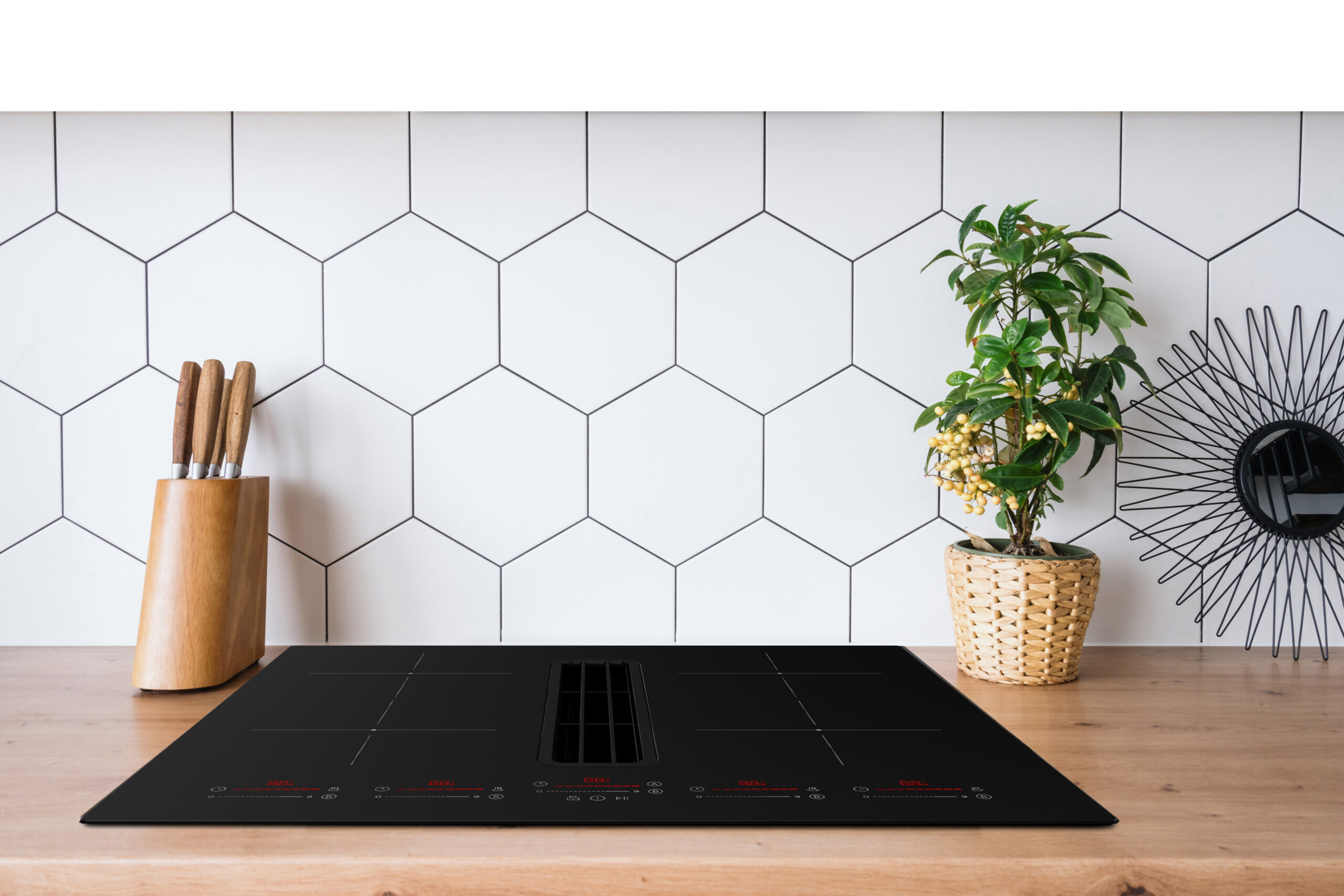 Montpellier MDAVIN60DF 60cm Vented Induction Hob 