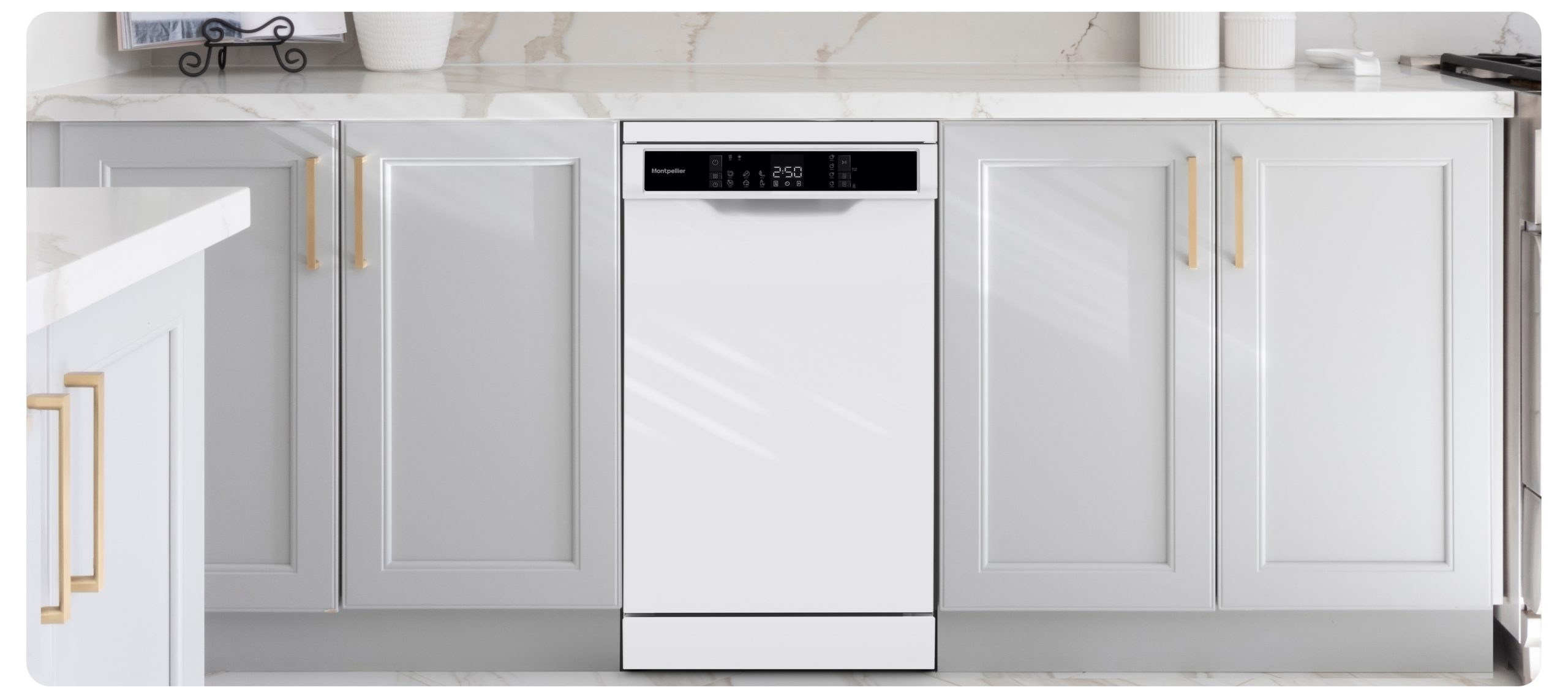 Montpellier MDWD1064W White Slimline Freestanding Dishwasher 